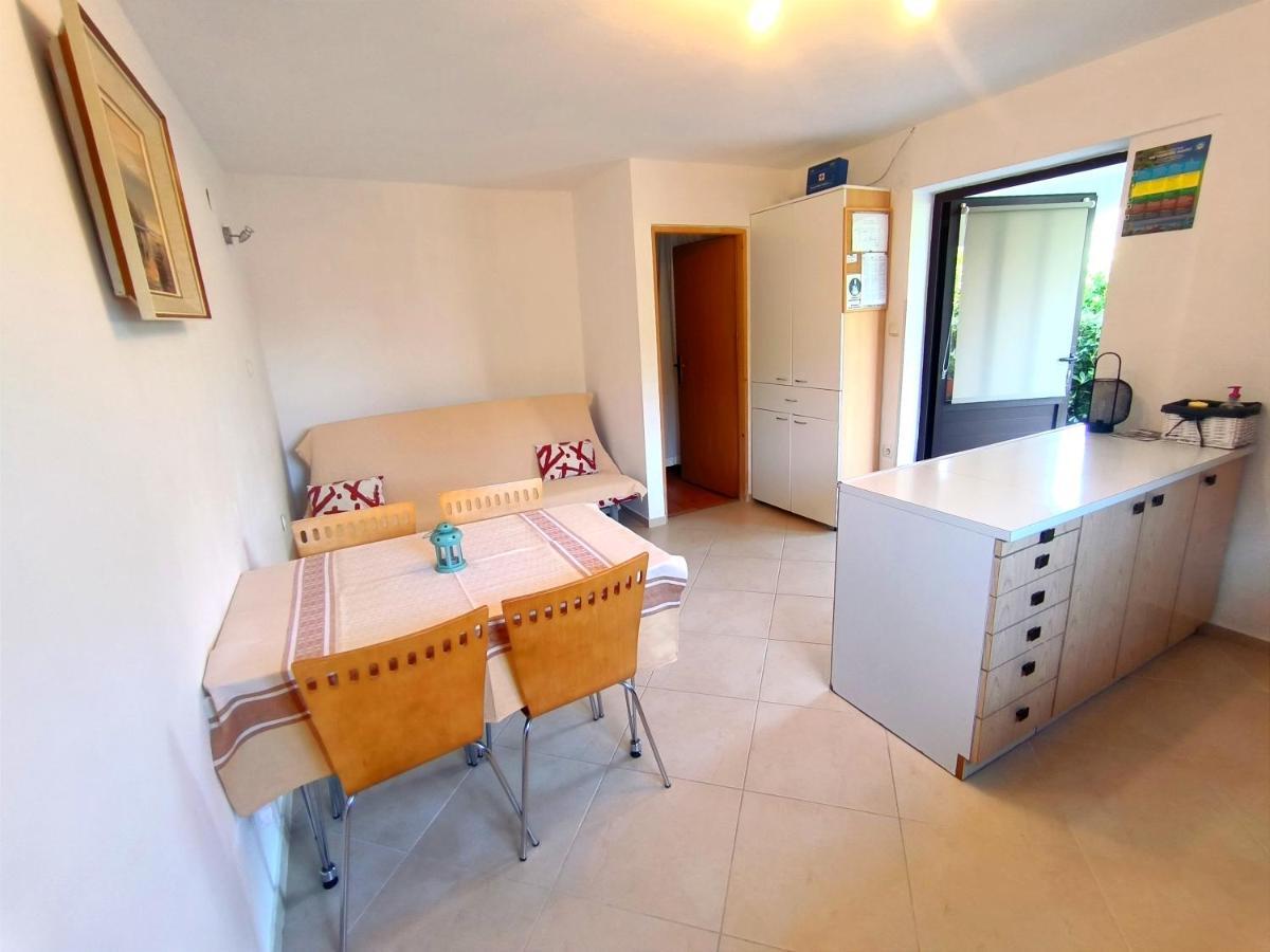 Apartment Dumicic 2 Mundanije Экстерьер фото